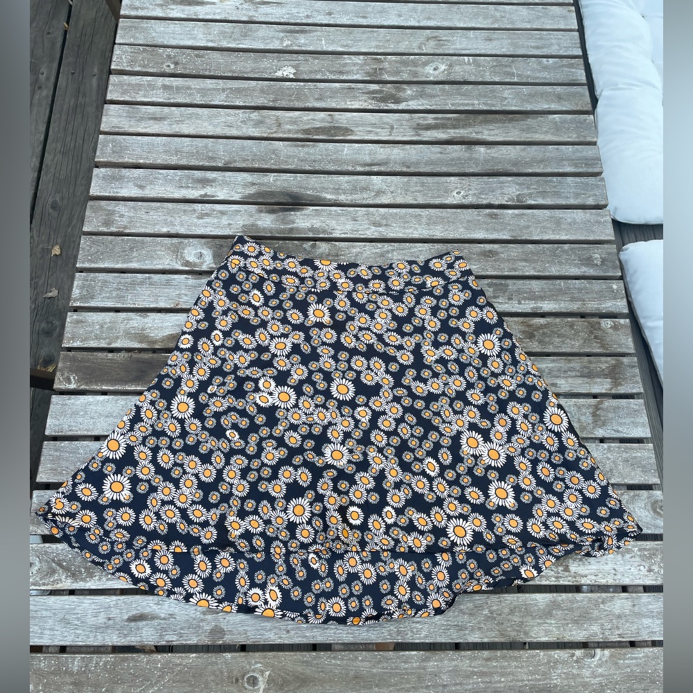 Free people silky daisy print mini skirt